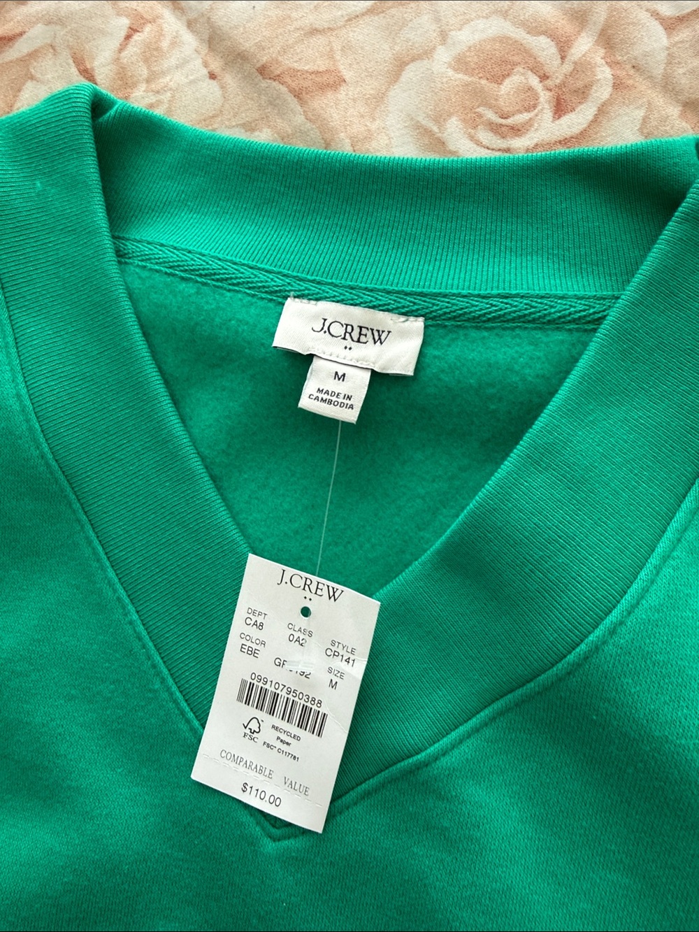 NWT J. Crew Women's V-Neck Sweatshirt in Kelly Green